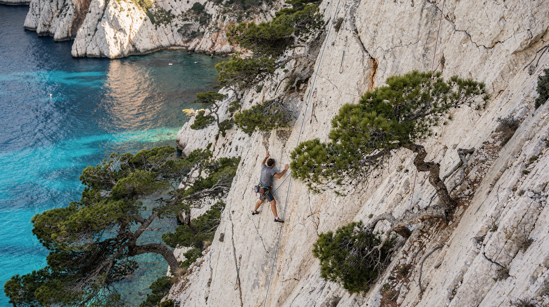 Klettern in den Calanques — Routennotizen von einer geführten Einführung — Erstes Klettern in den Calanques mit einem Guide — das Gestein, die Routen, die 