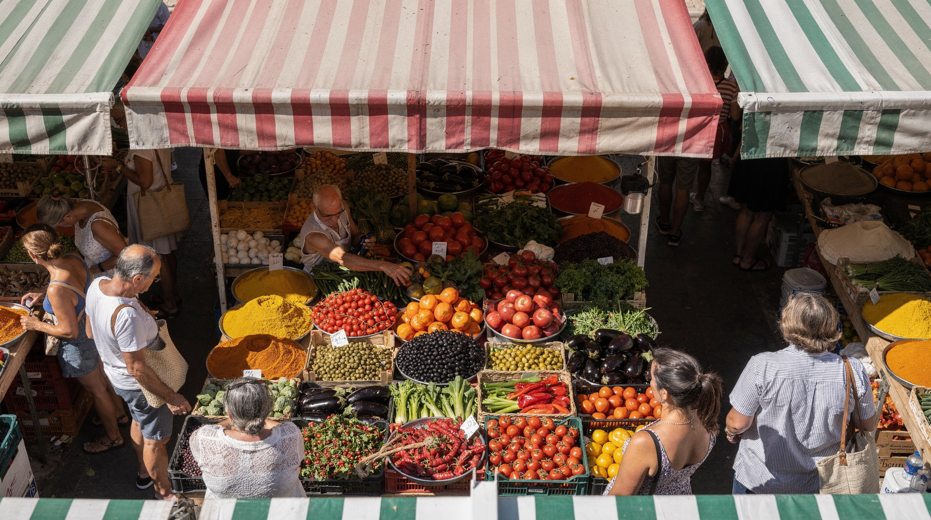 Marseille Food-Tour-Reiseführer: organisierte Verkostungen und Marktführungen — Food-Tour-Auswahl in Marseille — Noailles-Markttouren, Le-Panier-Rundgänge, Aben