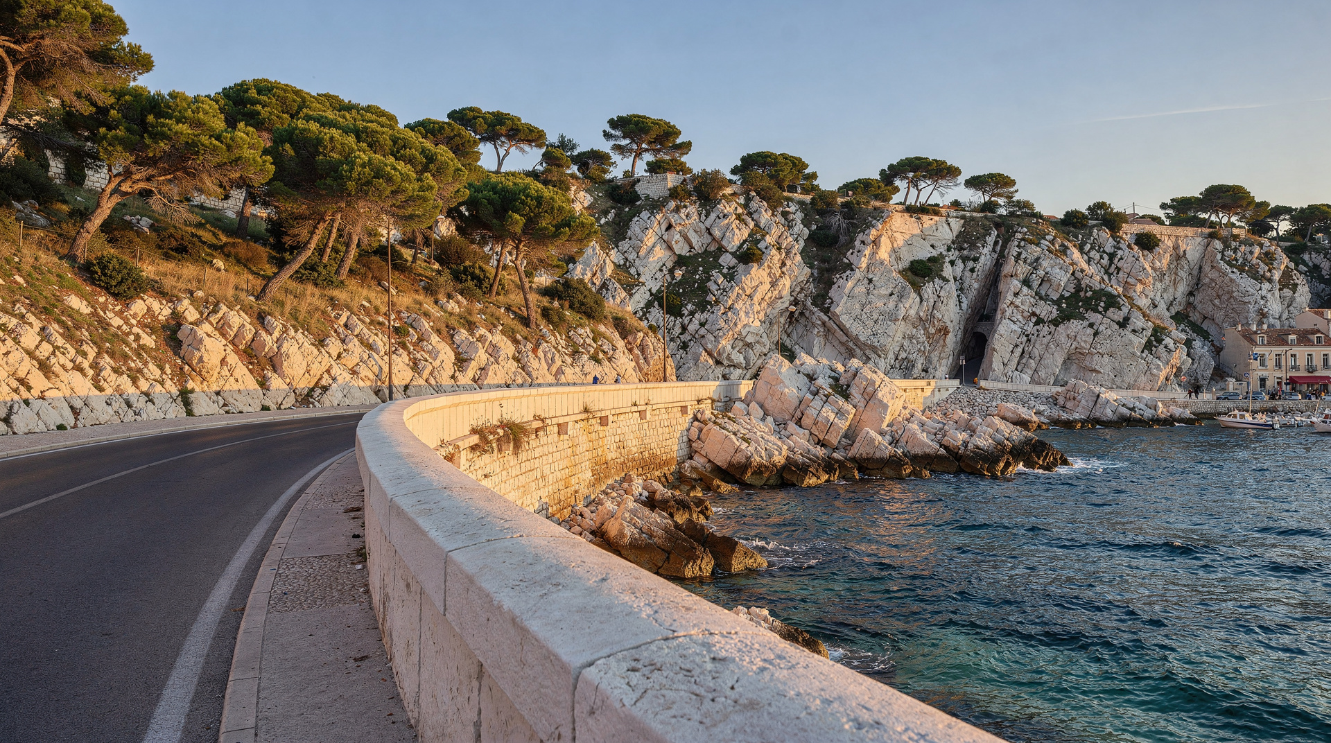 Prado und Corniche: Marseilles Küstensüden — Marseilles Küstensüden — Prado-Strände, Catalans-Bucht, die malerische Corniche,