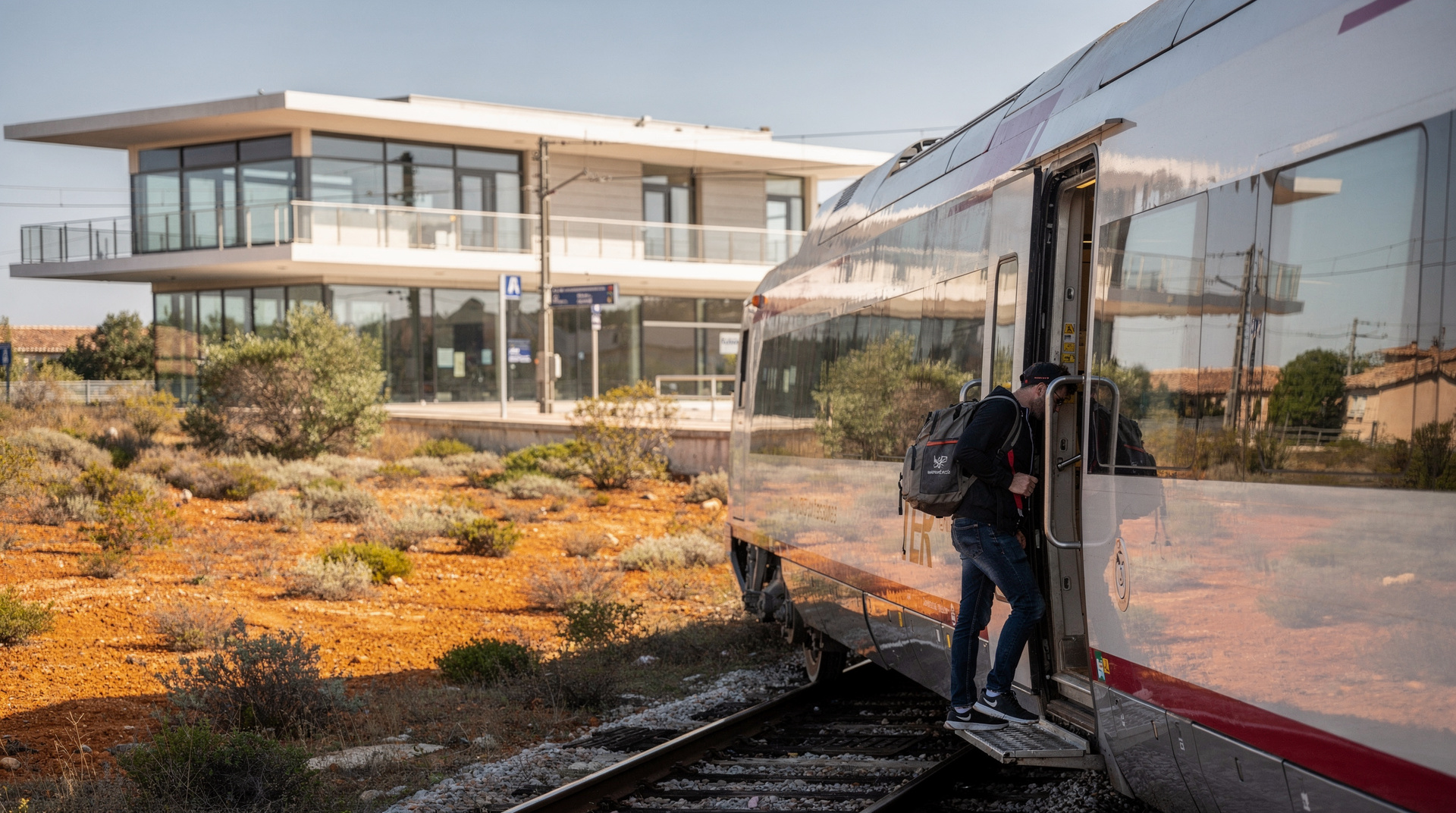 Zug von Marseille nach Aix-en-Provence — TER vs. Aix-TGV — zwei völlig verschiedene Bahnhöfe. Fahrpreise 2026, Fahrzeiten