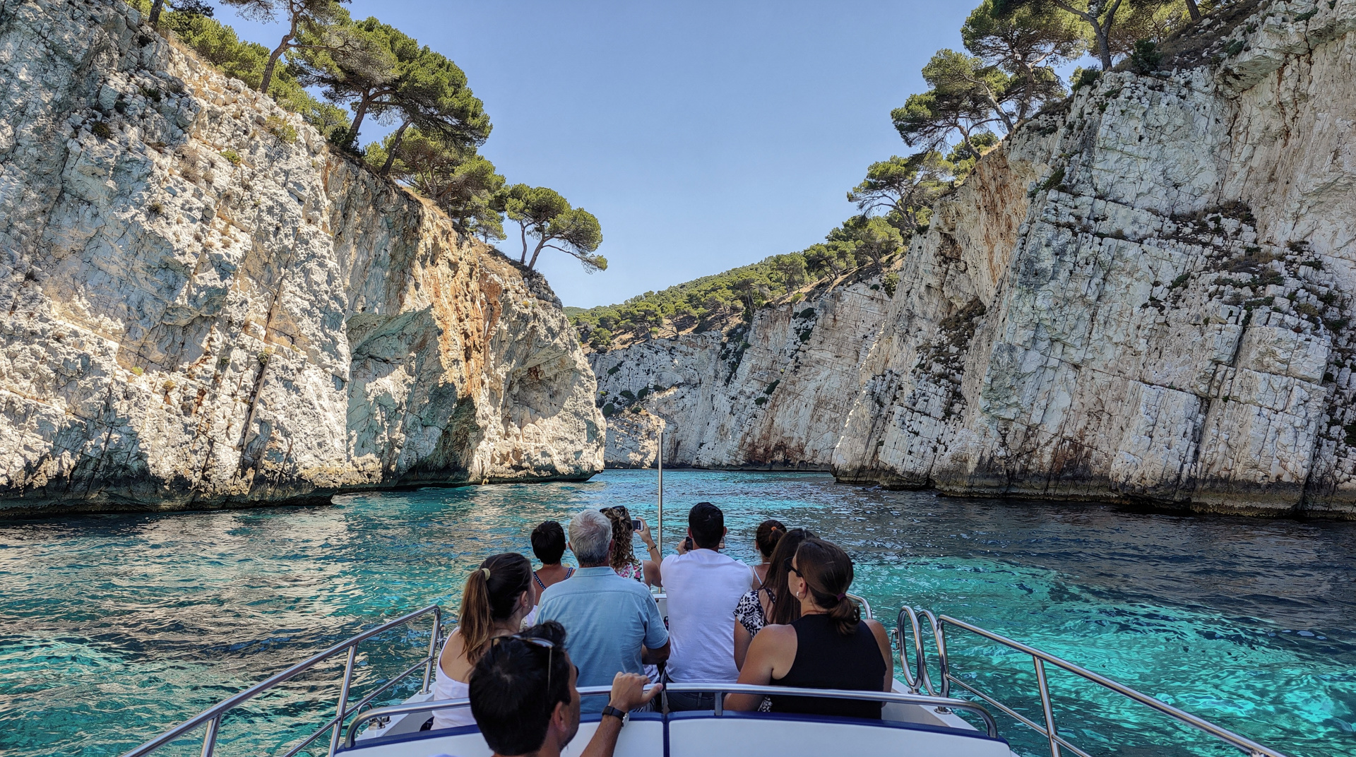 Calanques boat tour from Marseille: our top pick reviewed